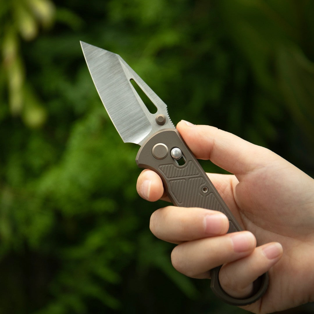 GEO Knife Aska GEO2511C M390 Blade Titanium Handle Crossbar Lock Folding Knife