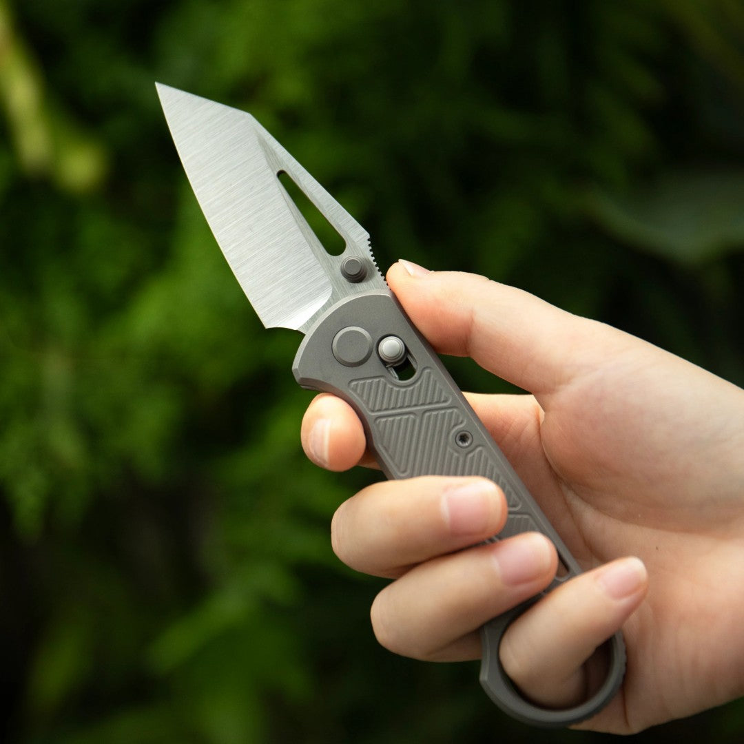 GEO Knife Aska GEO2511B M390 Blade Titanium Handle Crossbar Lock Folding Knife