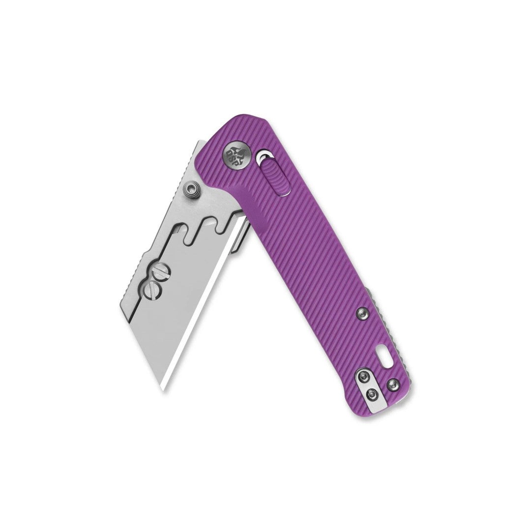 Closed Penguin Workmate QS130UT-E front angle showing the multi-function back-space hook, studio product photo on a white background