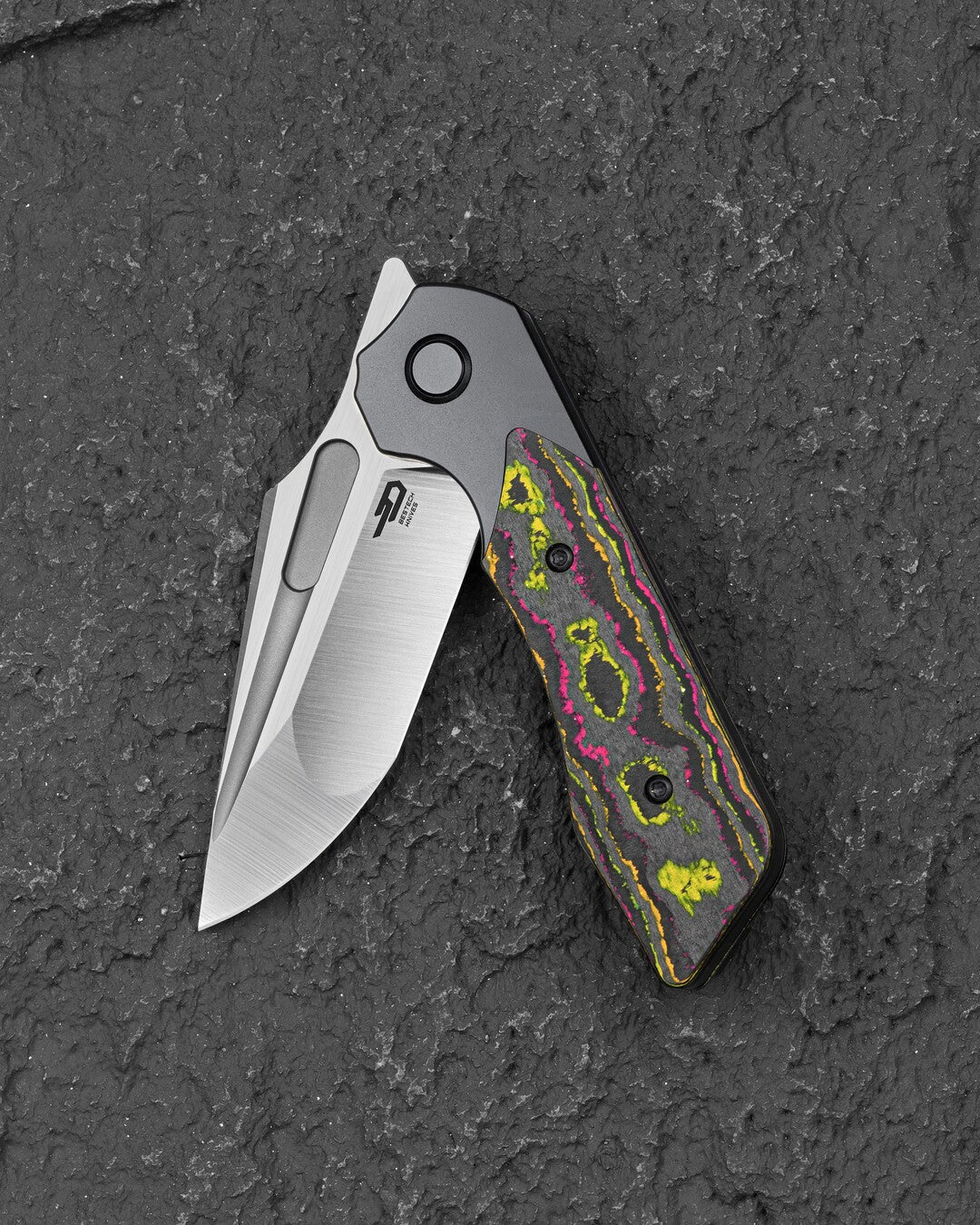 Bestech Dactyl BT2608D Magnacut Blade Titanium with Carbon Fiber Handle Bolster Frame Lock Folding Knife