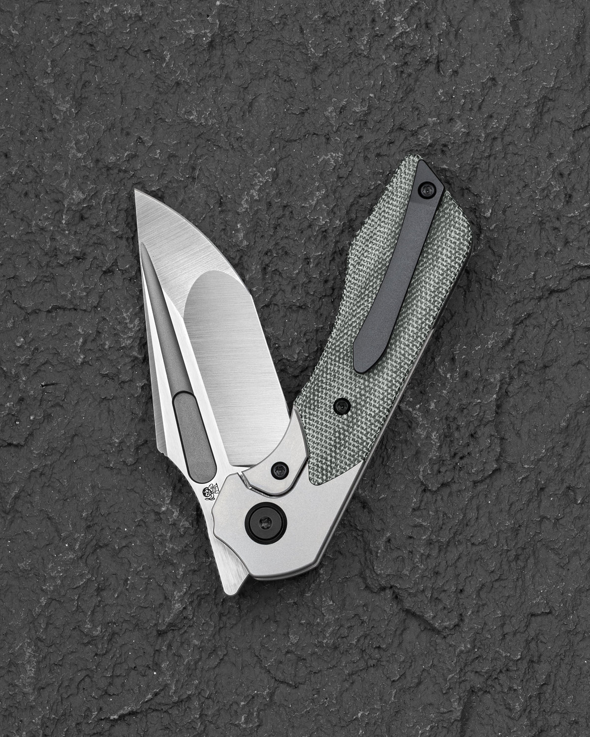 Bestech Dactyl BT2608A Magnacut Blade Titanium with Micarta Handle Bolster Frame Lock Folding Knife