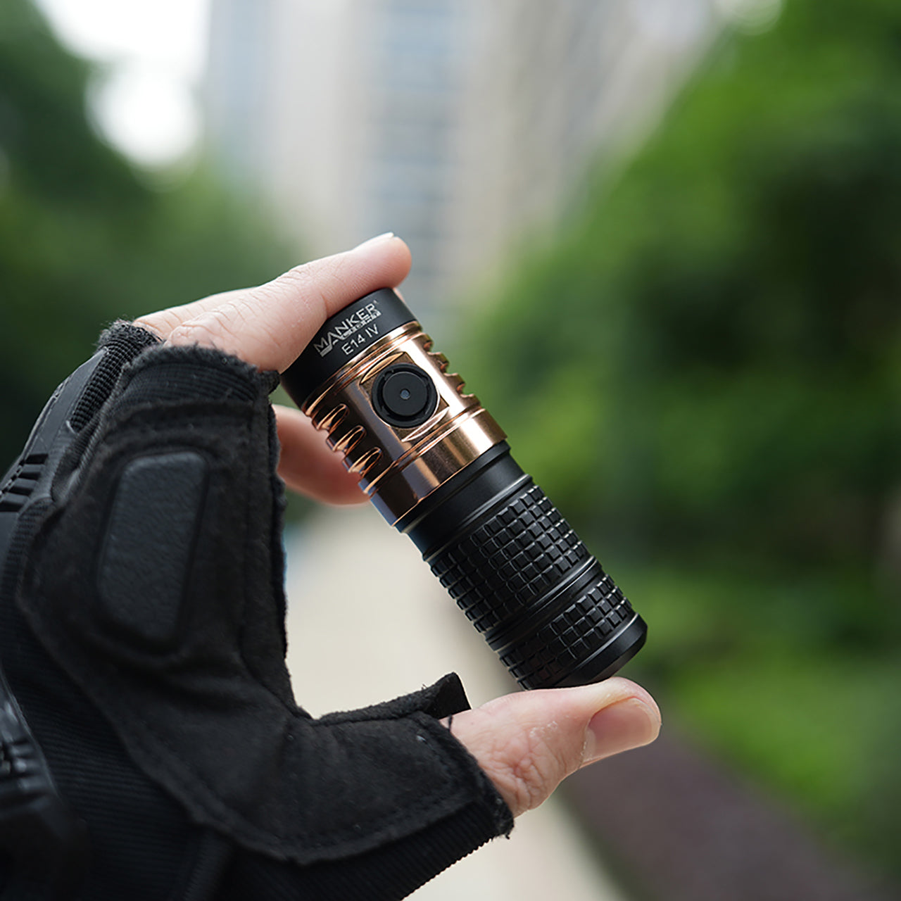 Manker Flashlight E14 IV Brightest EDC Flashlight Dual Use 18650 and 18350 Battery