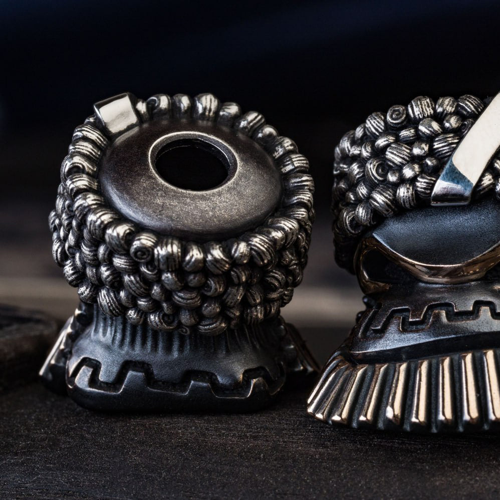 Alexander Peshkov Guerrilla Handmake Custom lanyards beads Edc Pendant Knife Bead