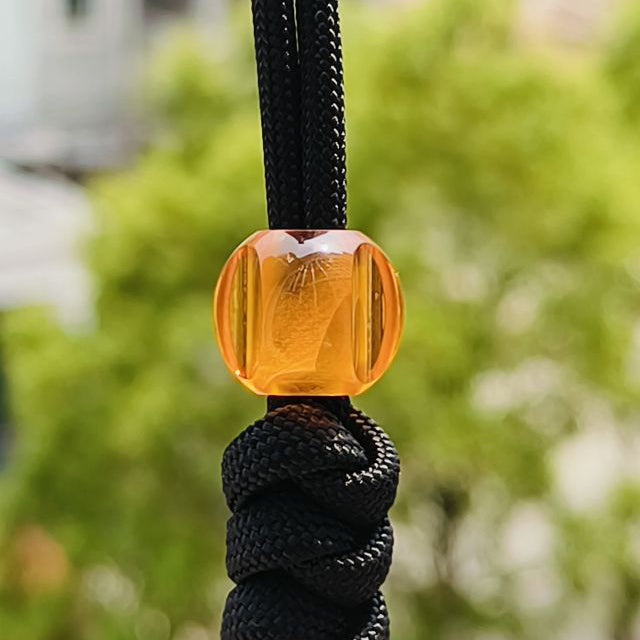 SnakeSword Amber Resin Knife Bead Pendant Knives Lanyard bead 3 pcs
