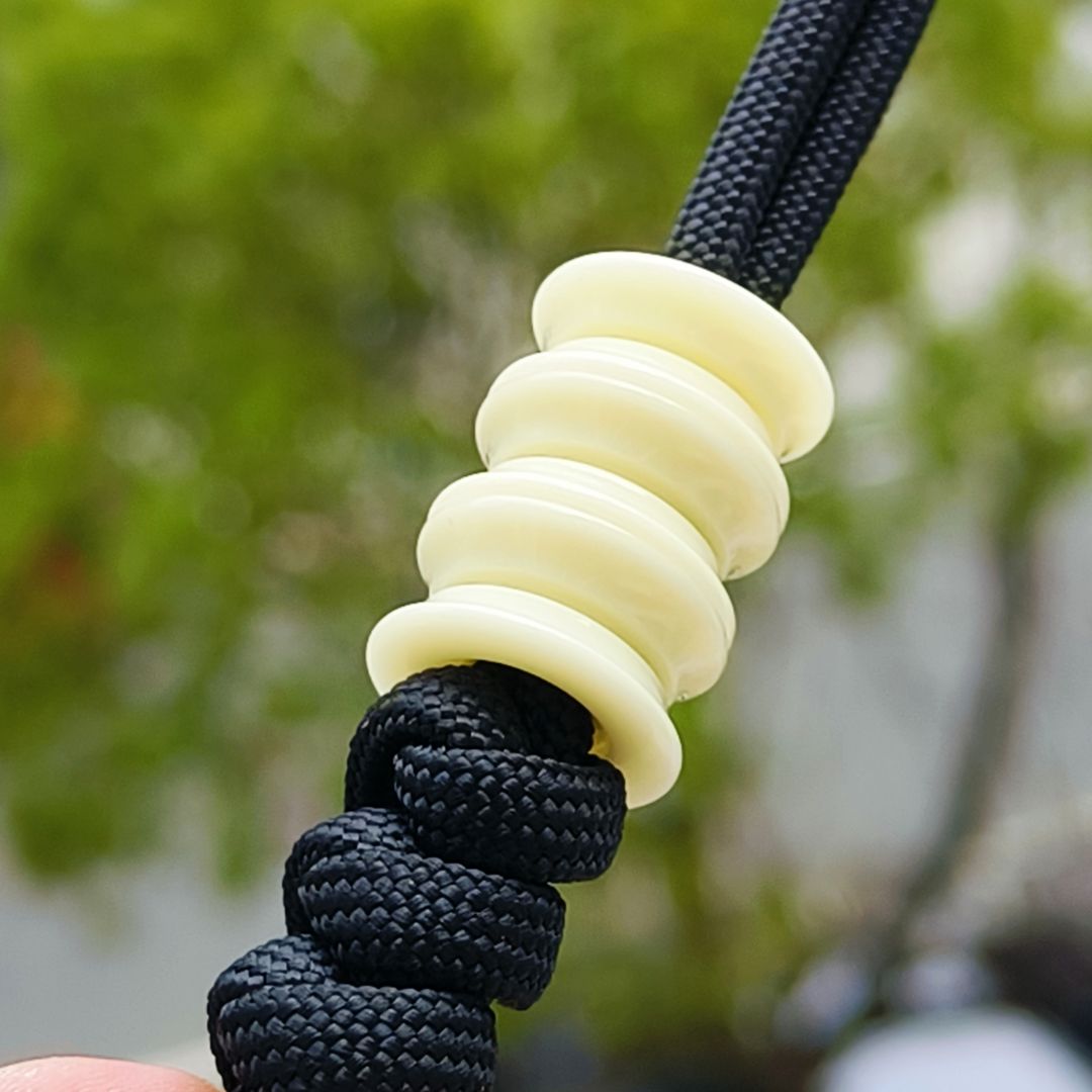 SnakeSword Milk White Resin Knife Bead Pendant Knives Lanyard bead 3 pcs