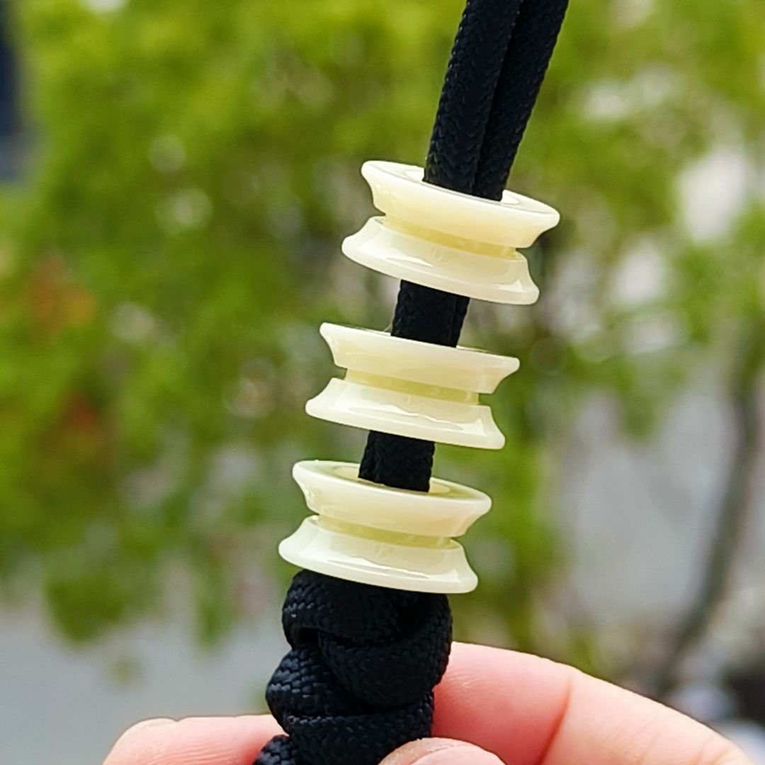 SnakeSword Milk White Resin Knife Bead Pendant Knives Lanyard bead 3 pcs