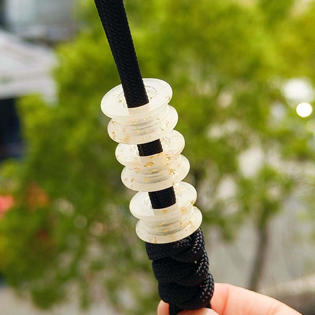SnakeSword Luminous Resin Knife Bead Pendant Knives Lanyard bead 2 pcs