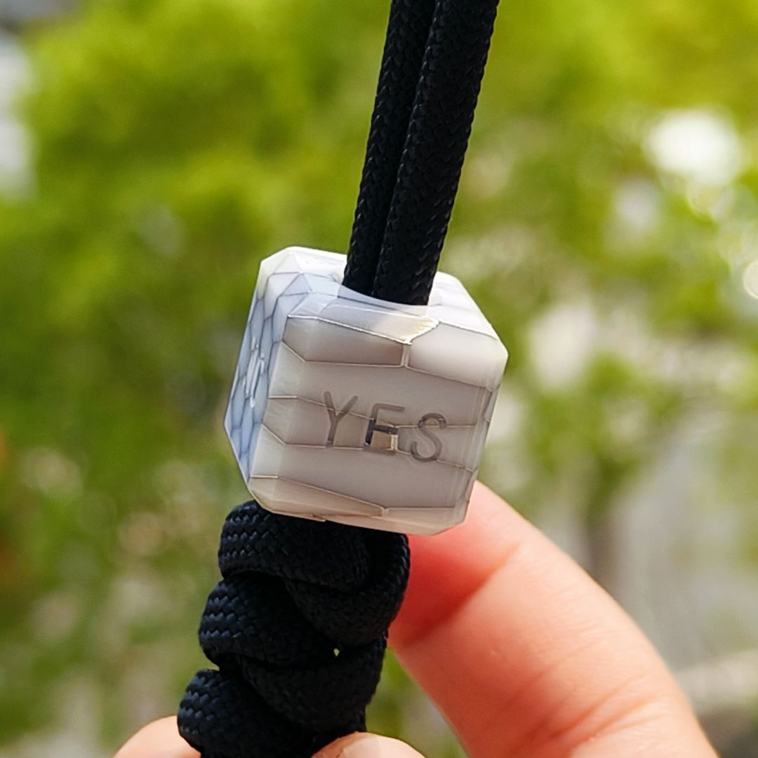 SnakeSword White Resin Knife Bead Pendant Knives Lanyard bead 3 pcs