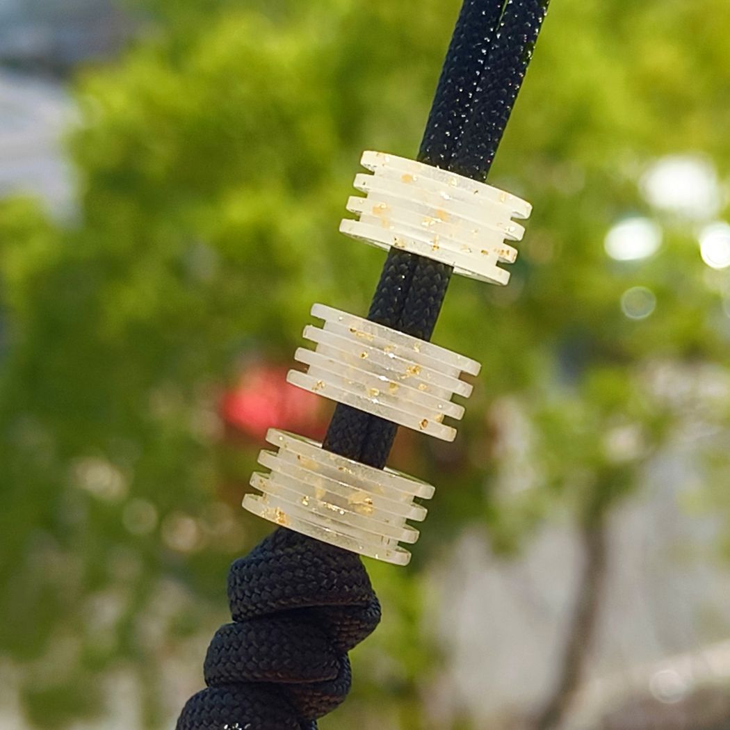 SnakeSword White Luminous Gold Foil Resin Bead EDC Knife Lanyard Beads 2 pcs