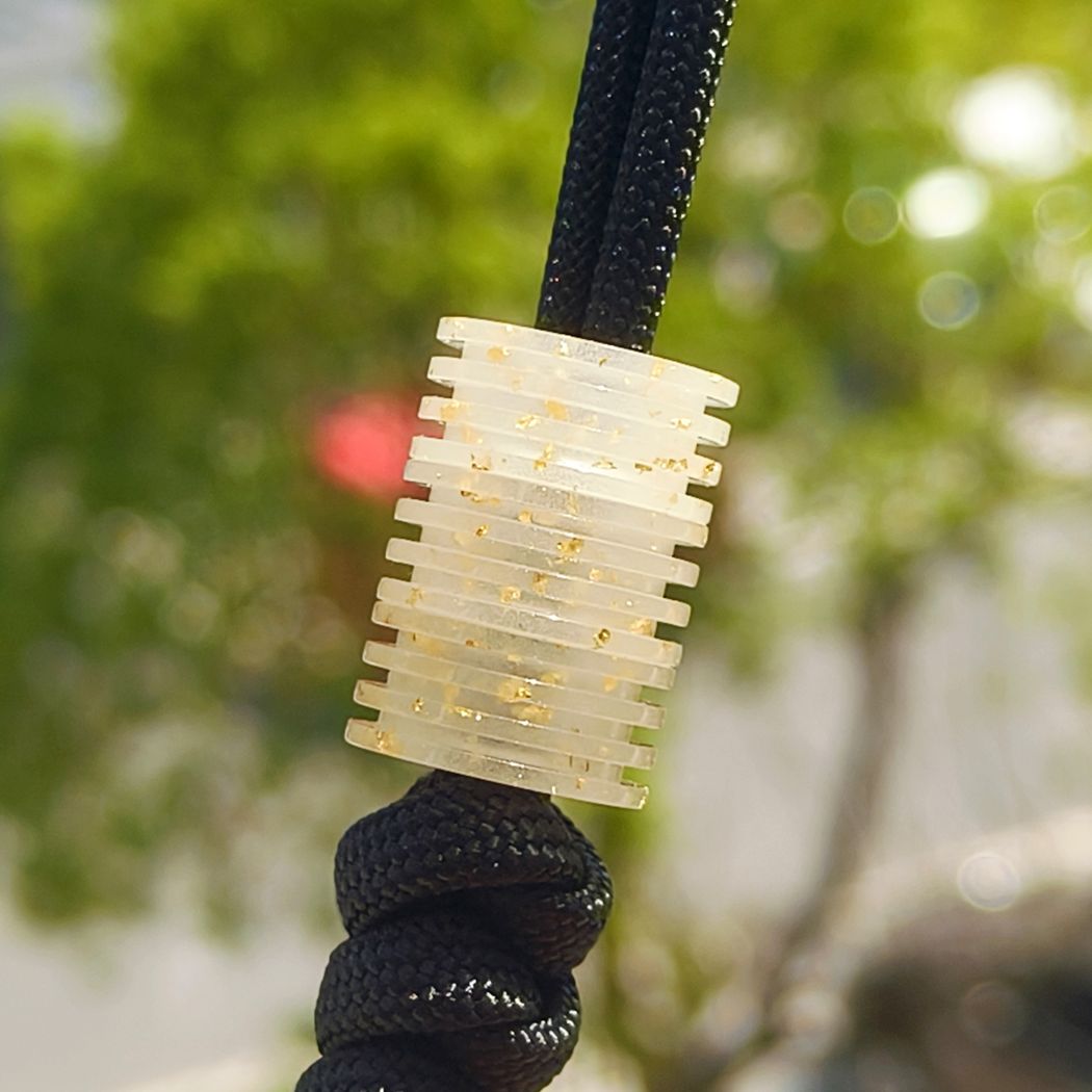 SnakeSword White Luminous Gold Foil Resin Bead EDC Knife Lanyard Beads 2 pcs