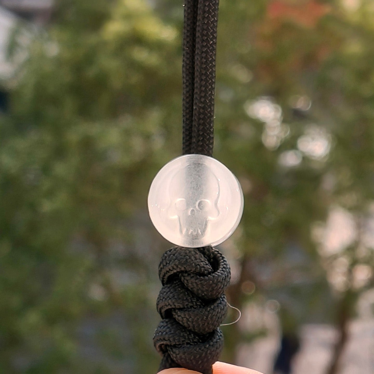 SnakeSword Resin Lanyard Beads Luminous Resin Skull Knife Pendant 3 PCS