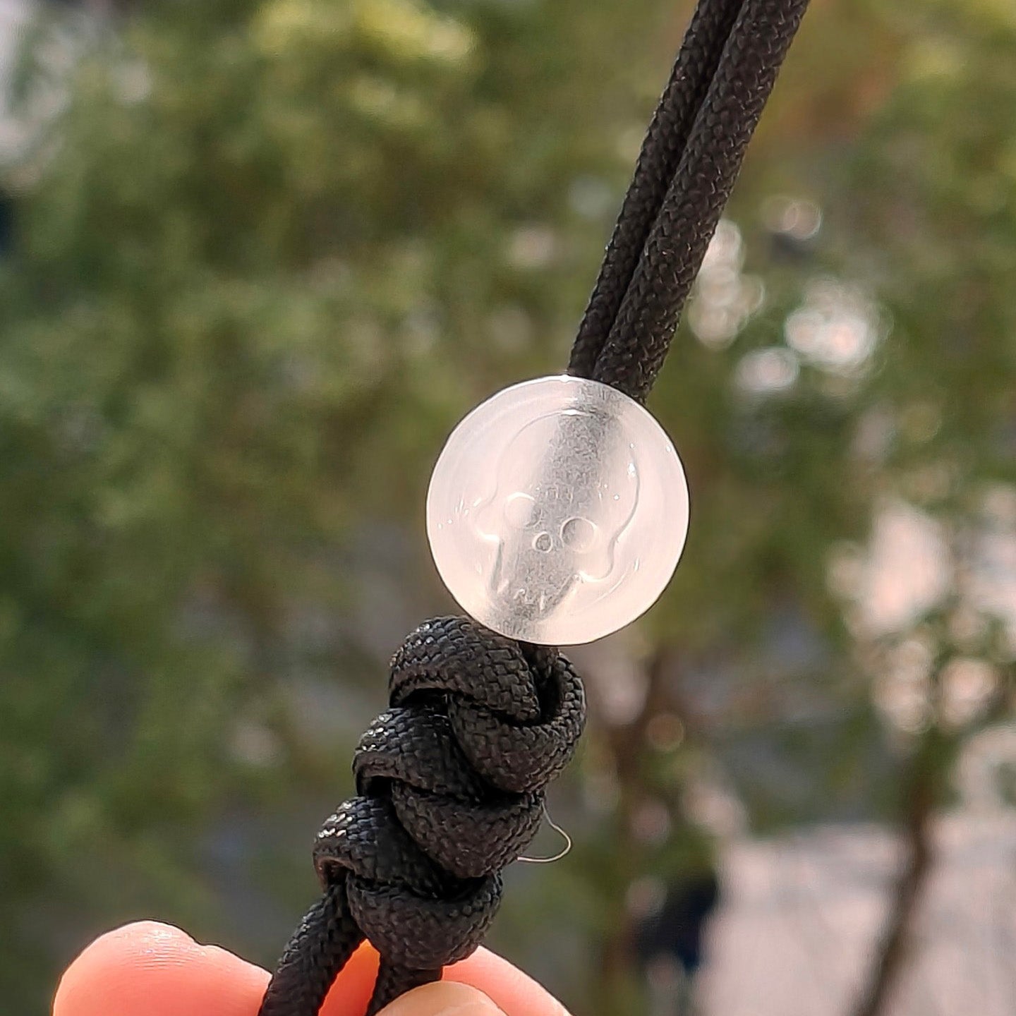 SnakeSword Resin Lanyard Beads Luminous Resin Skull Knife Pendant 3 PCS