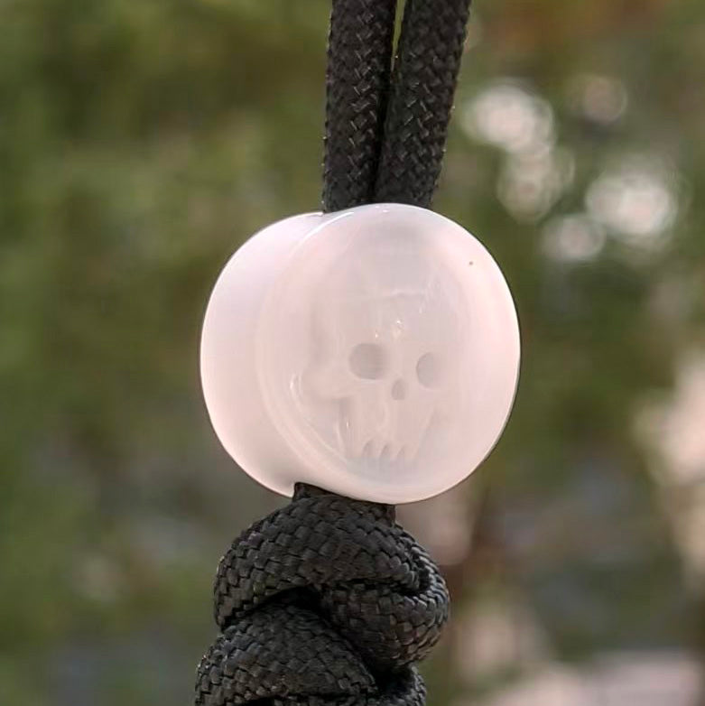 SnakeSword Resin Lanyard Beads off-white Resin Skull Knife Pendant 3 PCS