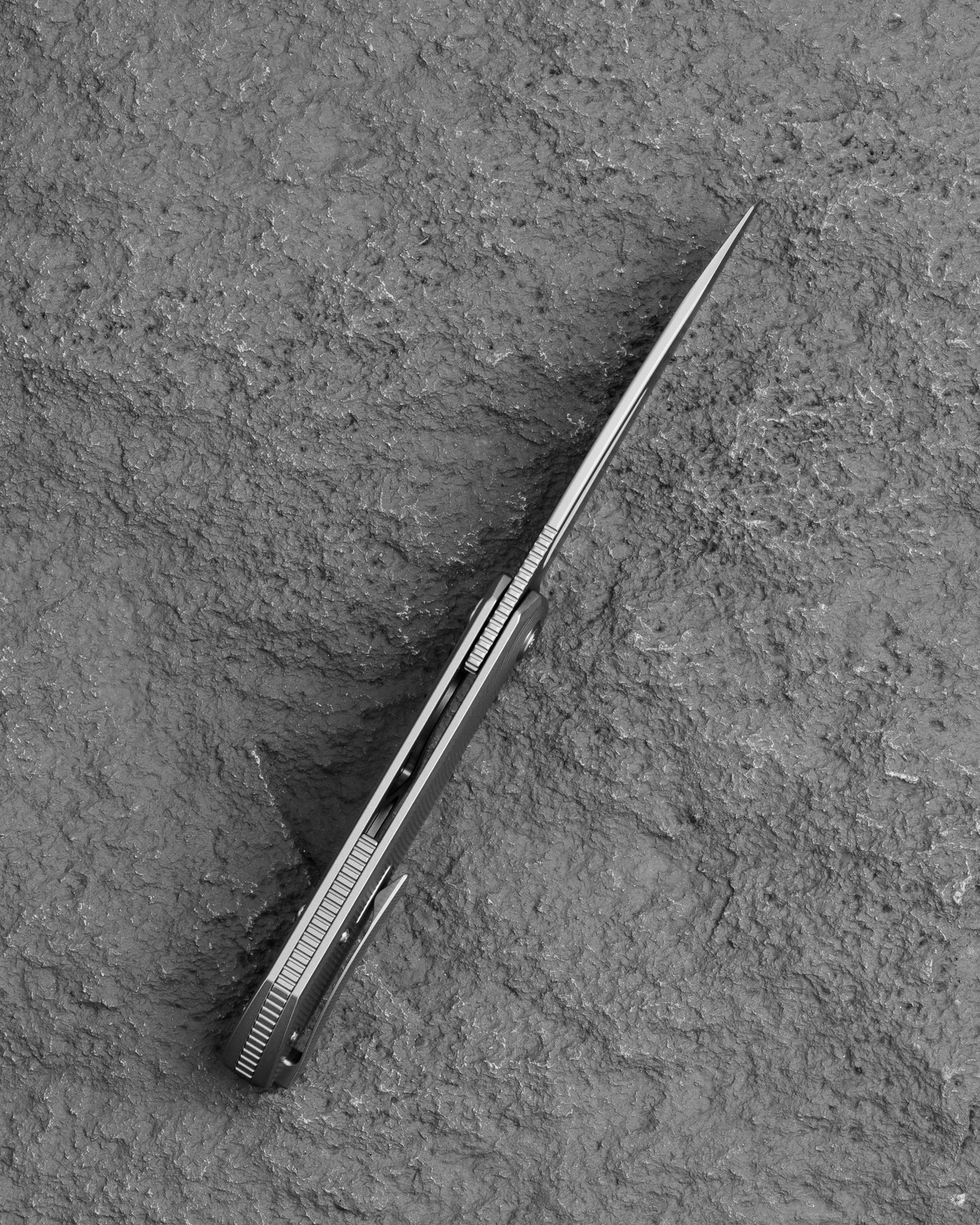 Bestech Taipan BT2503A MagnaCut Blade Titanium Handle Frame Lock Folding Knife