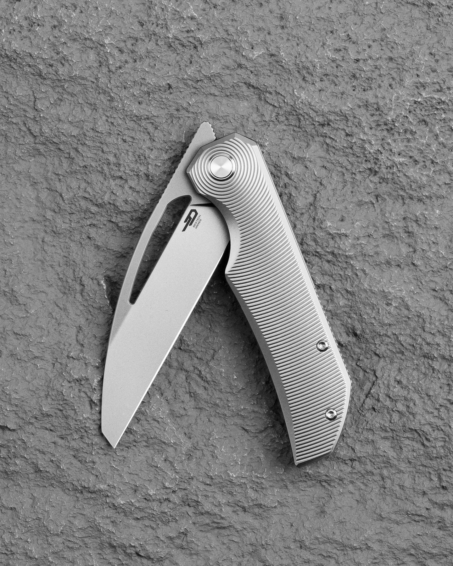Bestech Taipan BT2503A MagnaCut Blade Titanium Handle Frame Lock Folding Knife