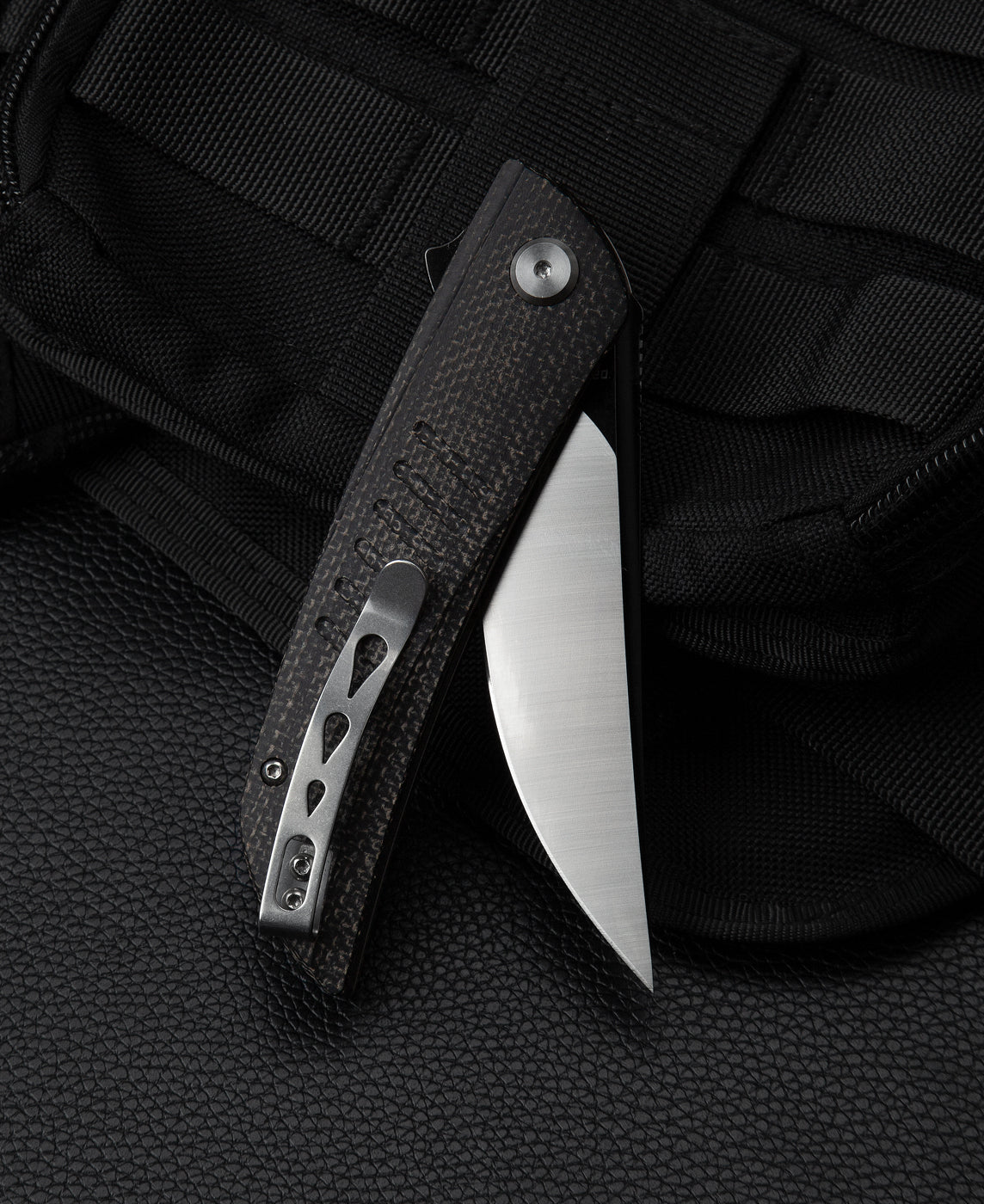 Navaja plegable Bestech Swift BG30B-2, hoja D2, mango Micarta negro, bloqueo Liner Lock