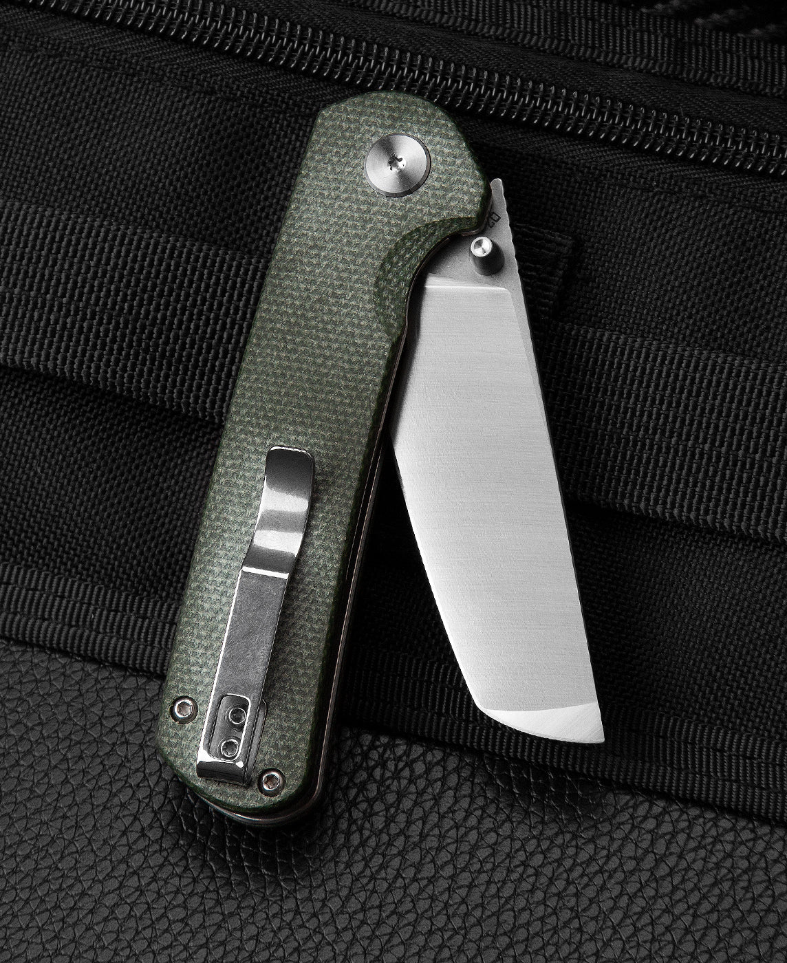 Navaja plegable Bestech Sledgehammer BG31B-1 con hoja D2 y mango de Micarta con bloqueo de liner