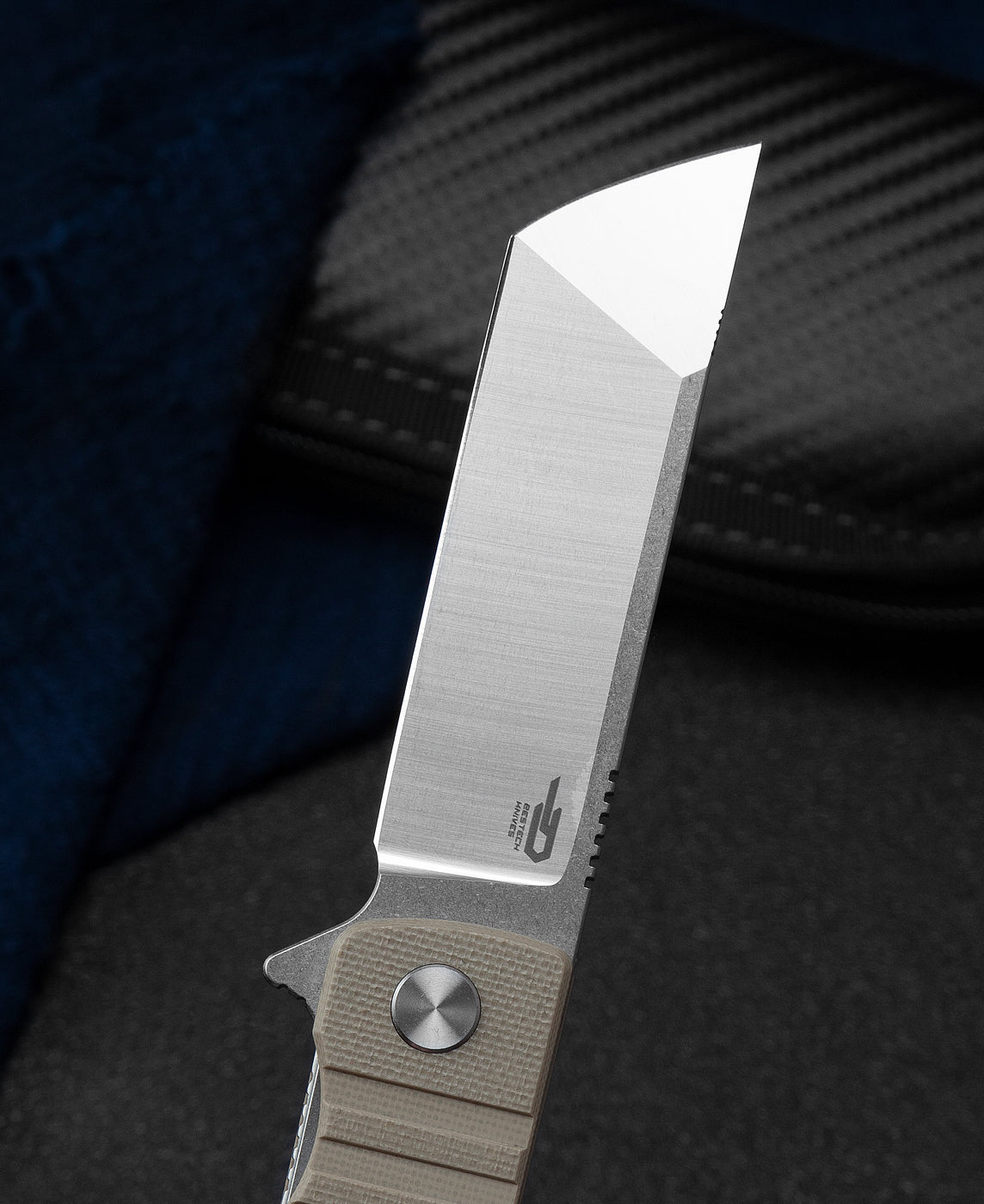 Bestech Titan BG49A-2 D2 Blade Beige G10 Handle Liner Lock Folding Knife