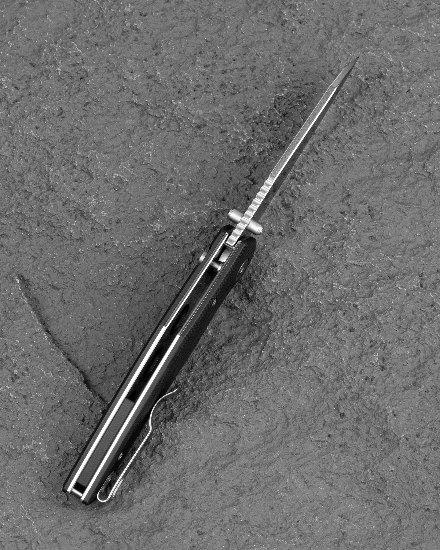 Bestech Snakebird BG58C 14C28N Blade Black G10 Handle Button Lock Folding Knife