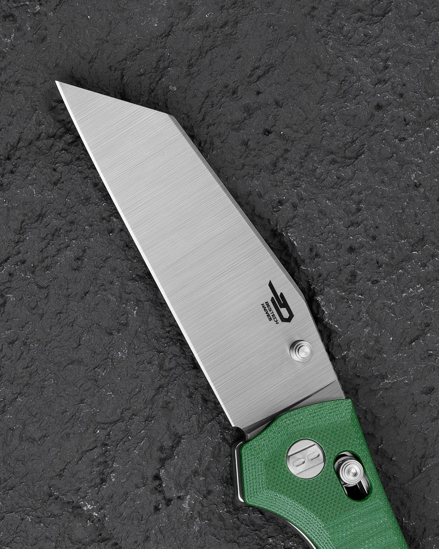 Bestech Liger BG61B D2 Blade G10 Handle Crossbar Lock Folding Knife