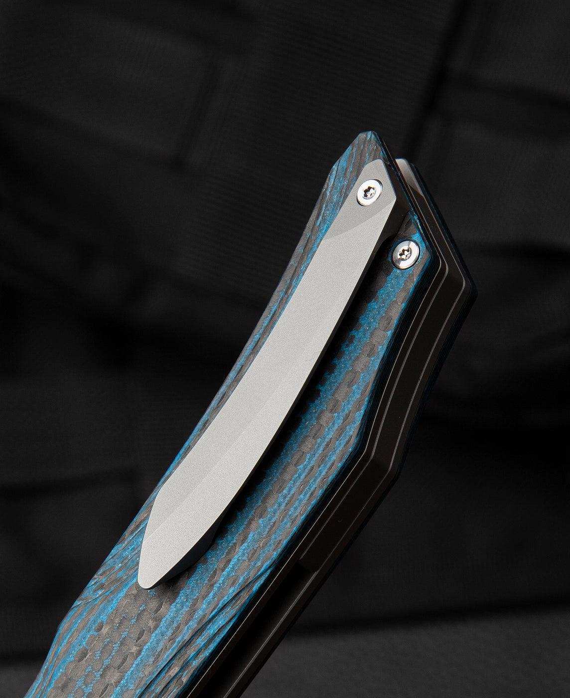 Bestech Falko BL01B 154CM Blade Carbon Fiber and G10 Handle Liner Lock Folding Knife