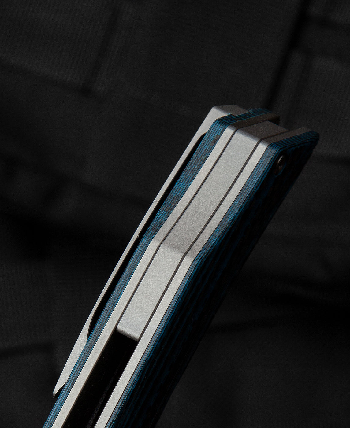 Bestech Falko BL01B 154CM Blade Carbon Fiber and G10 Handle Liner Lock Folding Knife