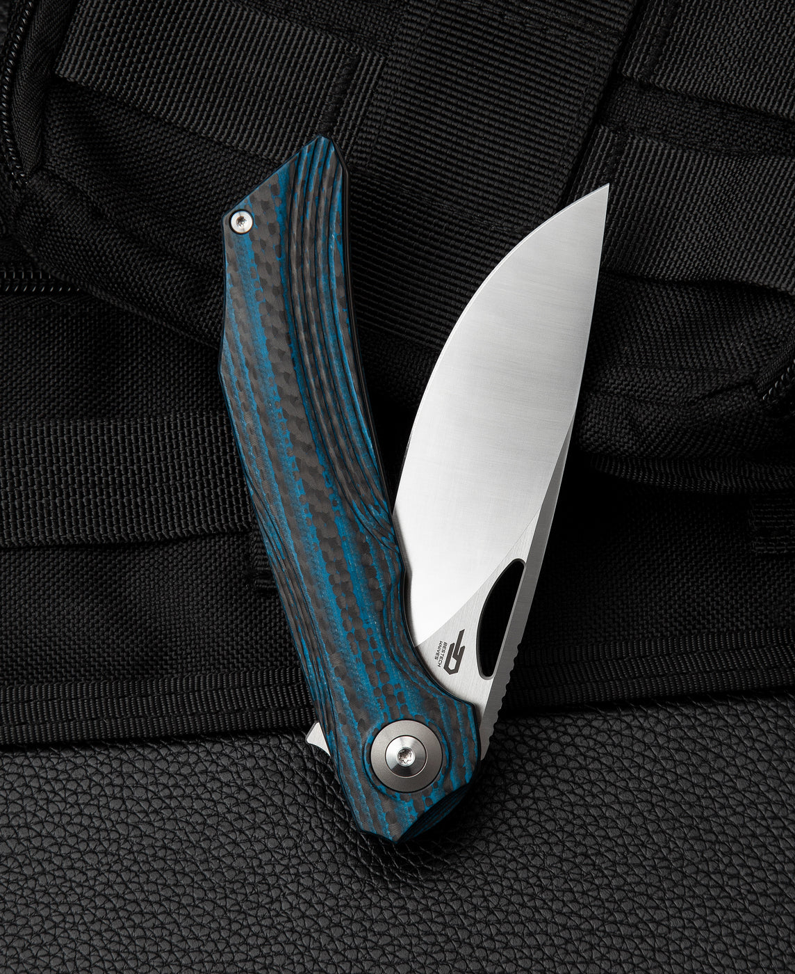Bestech Falko BL01B 154CM Blade Carbon Fiber and G10 Handle Liner Lock Folding Knife