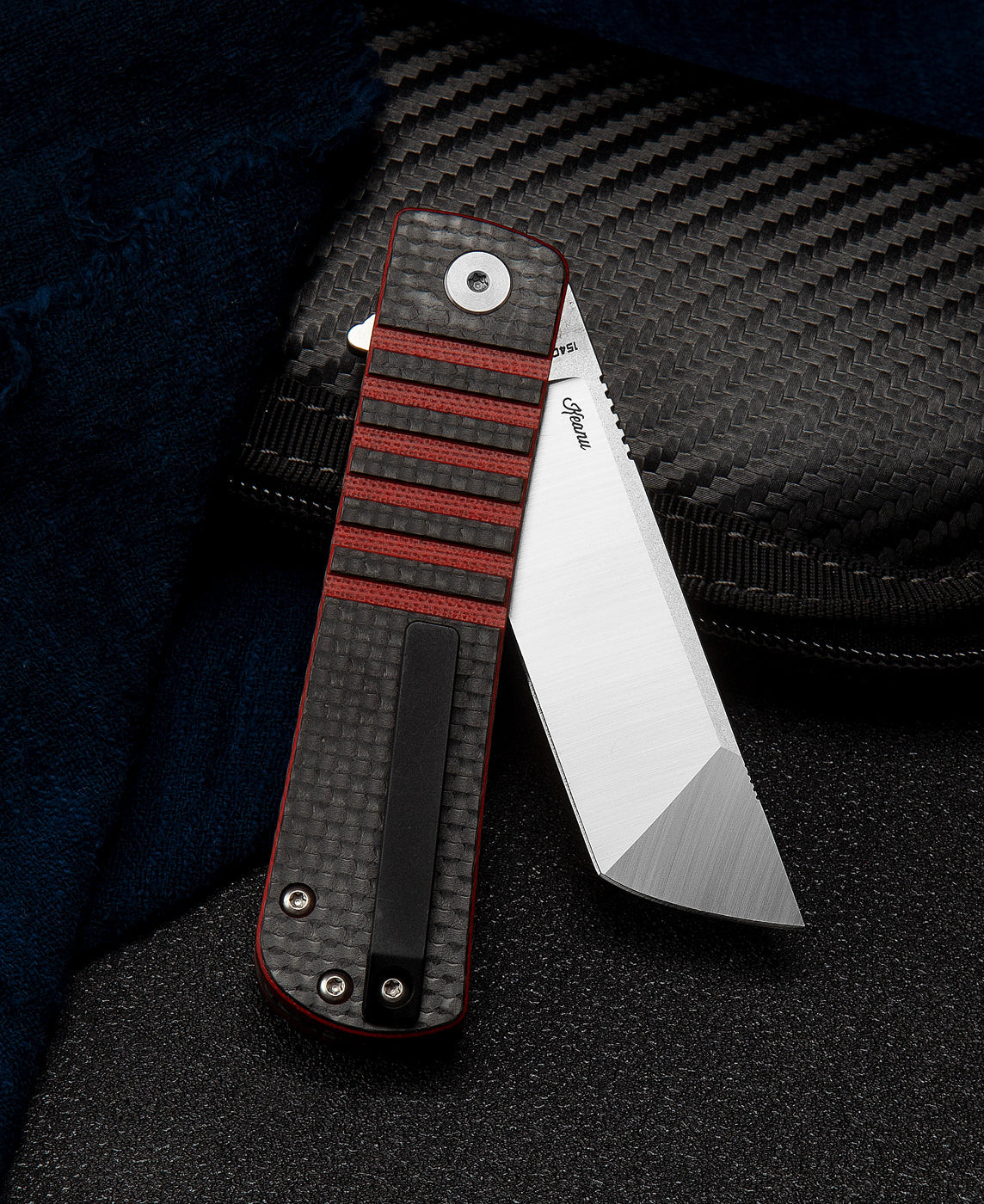 Bestech Titan BL04D 154CM Blade Carbon Fiber and G10 Handle Liner Lock Folding Knife