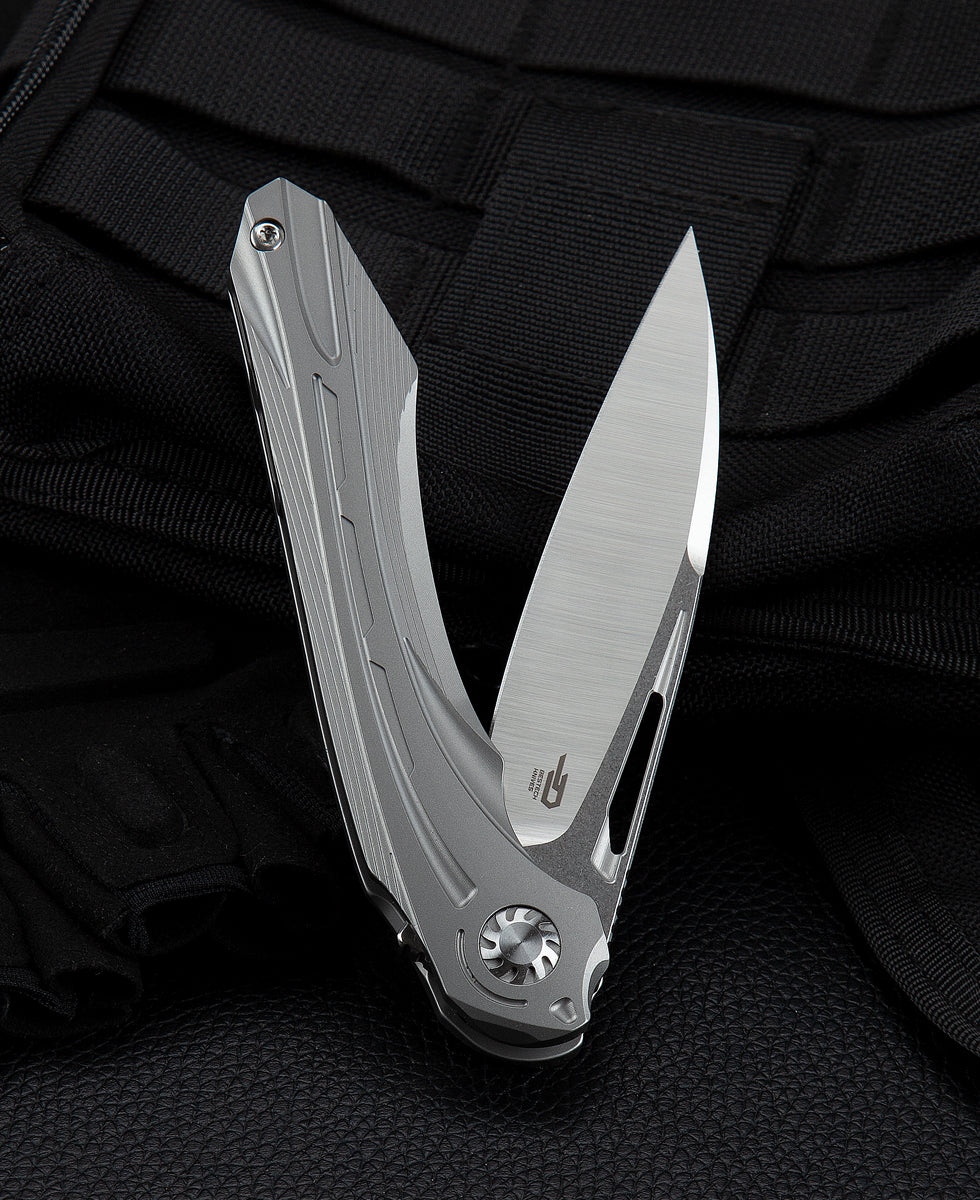 Bestech Wibra BT2001A M390 Blade Titanium Handle Frame Lock Folding Knife
