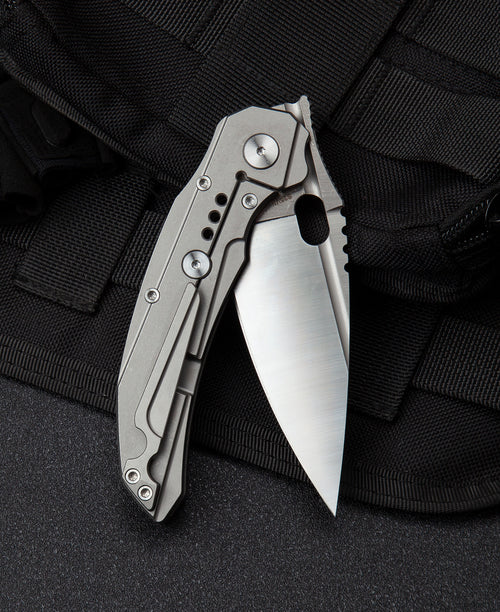 Bestech Exploit BT2005A CPM-S35VN Blade Titanium Handle Frame Lock Folding Knife