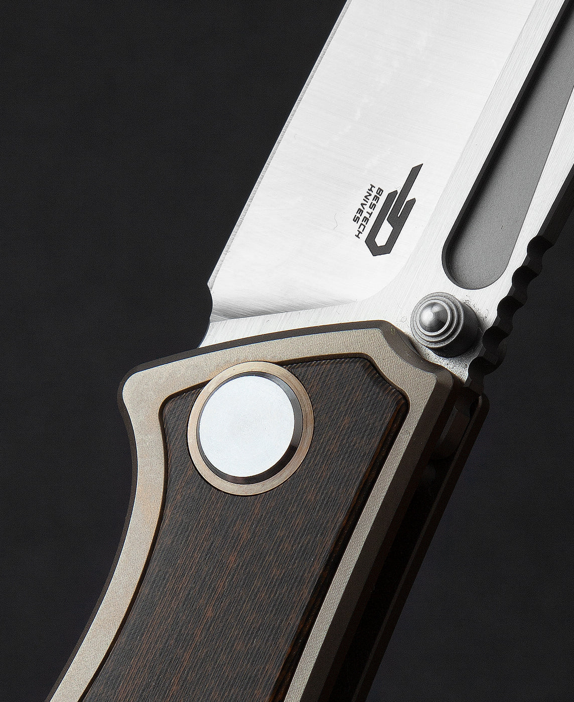 Bestech Togatta BT2102C M390 Blade Titanium+Carbon Fiber Inlay Handle Frame Lock Folding Knife