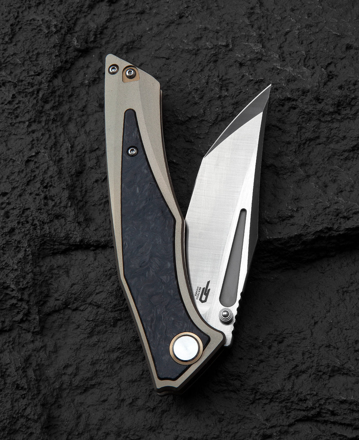 Bestech Togatta BT2102F M390 Blade Titanium+Carbon Fiber Inlay Handle Frame Lock Folding Knife