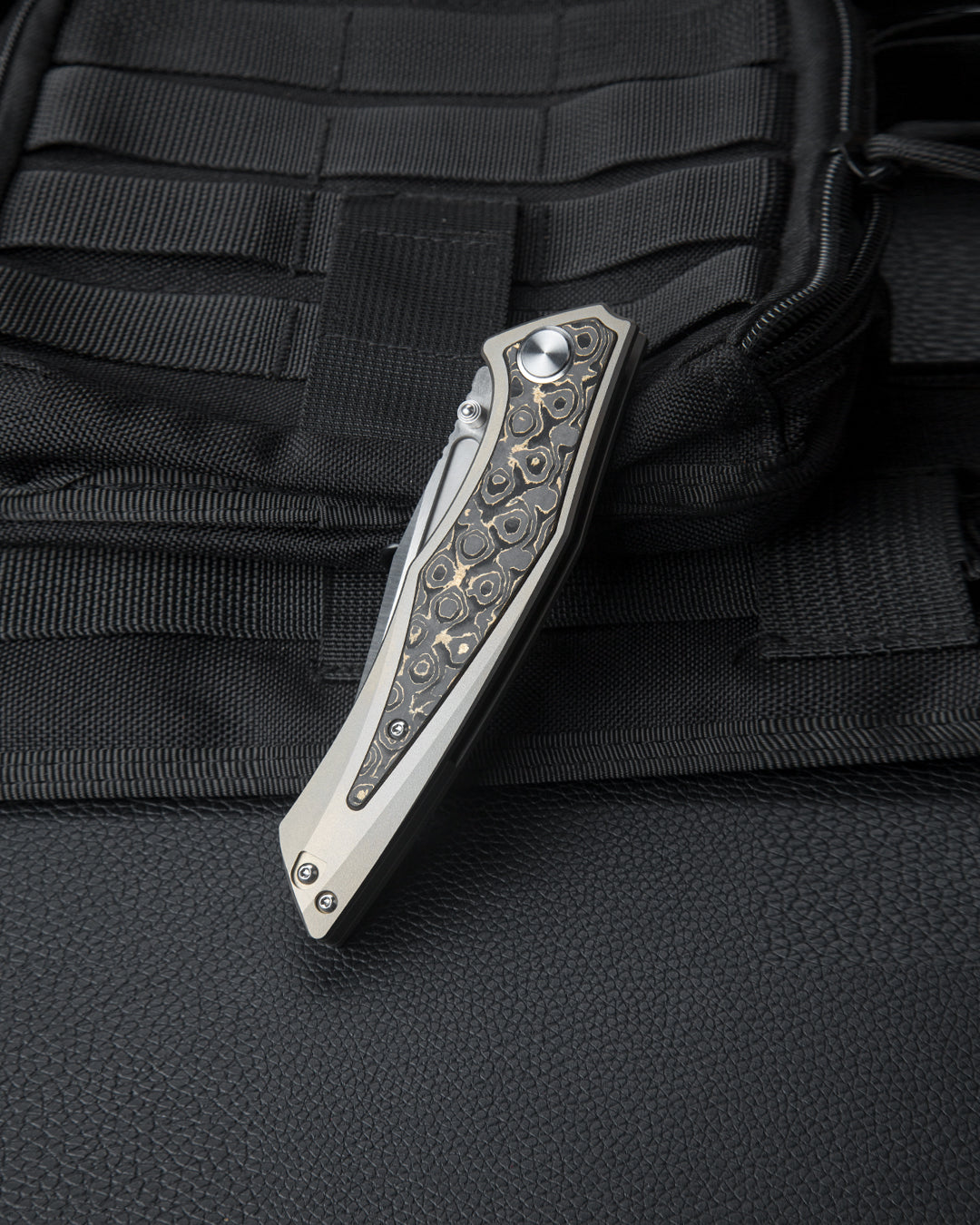 Bestech Togatta BT2102G M390 Blade Titanium+ Damascus Copper Carbon Inlay Handle Frame Lock Folding Knife
