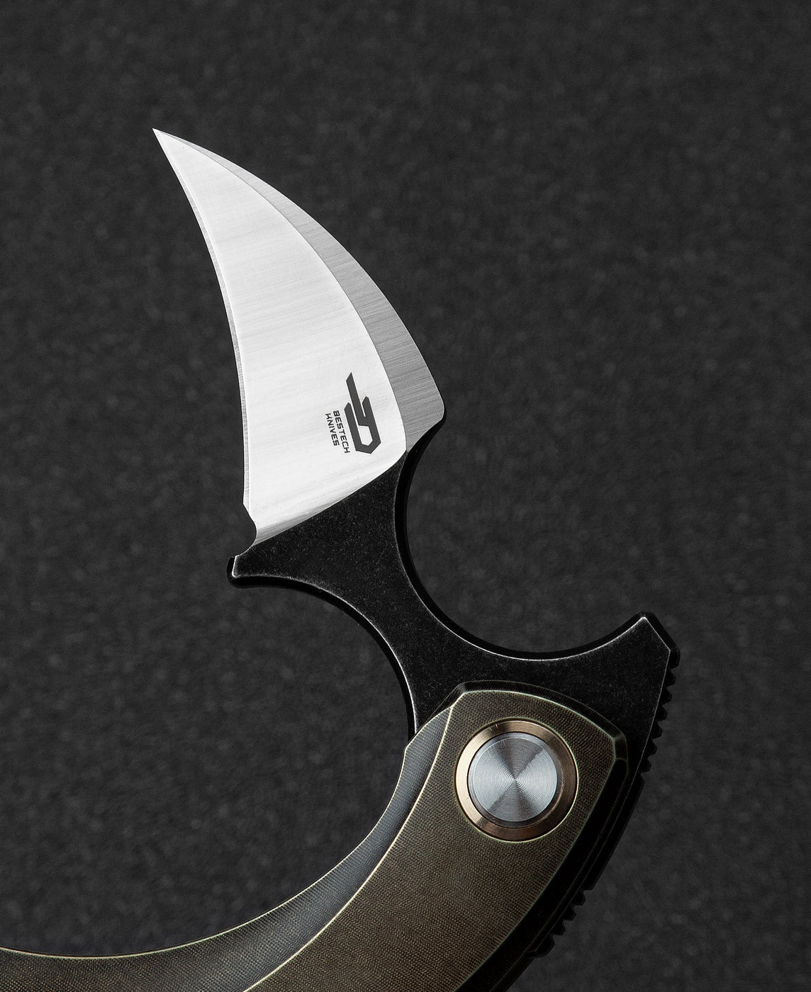 Bestech Strelit BT2103B CPM-S35VN Blade Titanium Handle Frame Lock Folding Knife