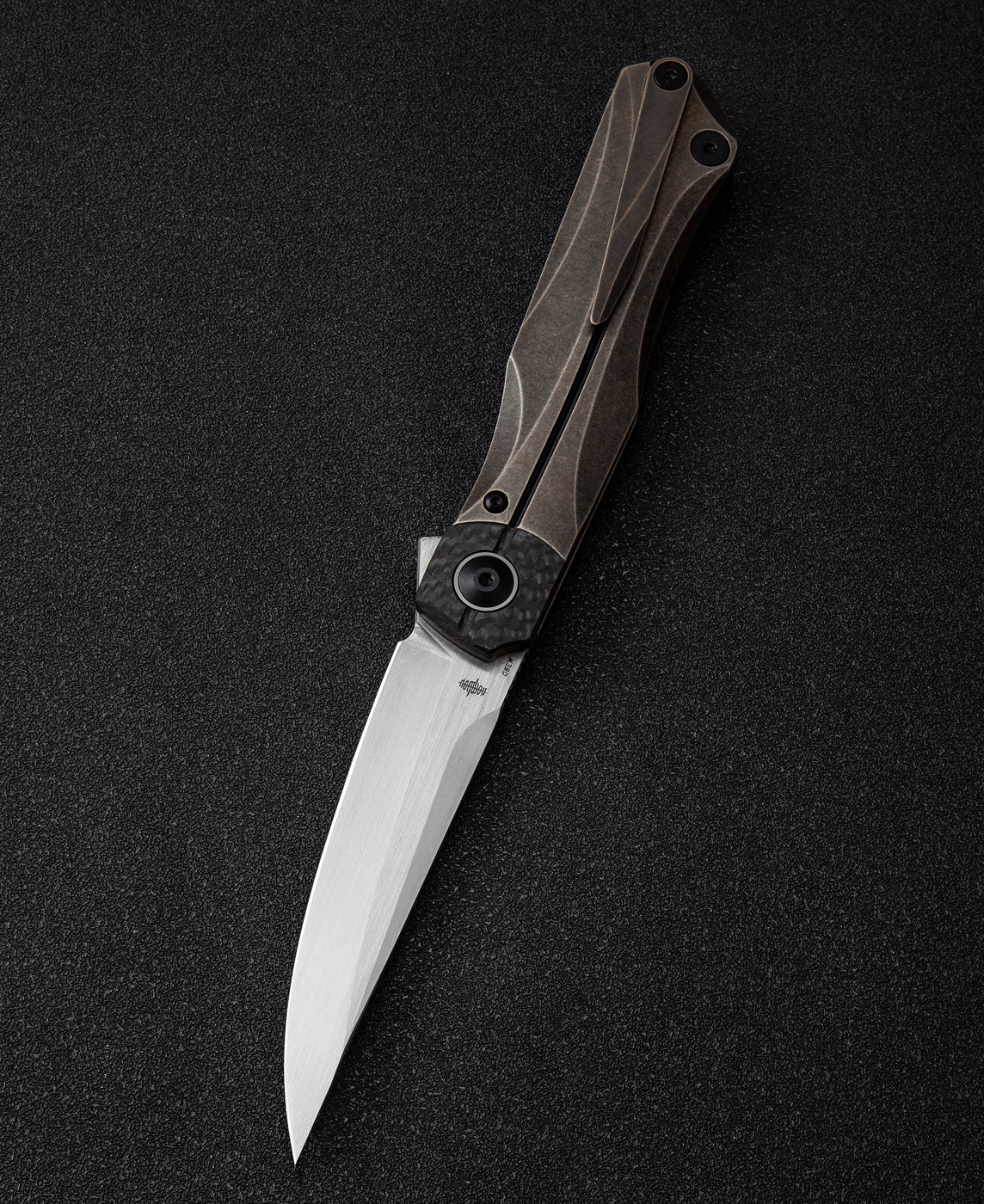 Bestech Thyra BT2106B M390 Blade Titanium+Carbon Fiber Inlay Handle Frame Lock Folding Knife
