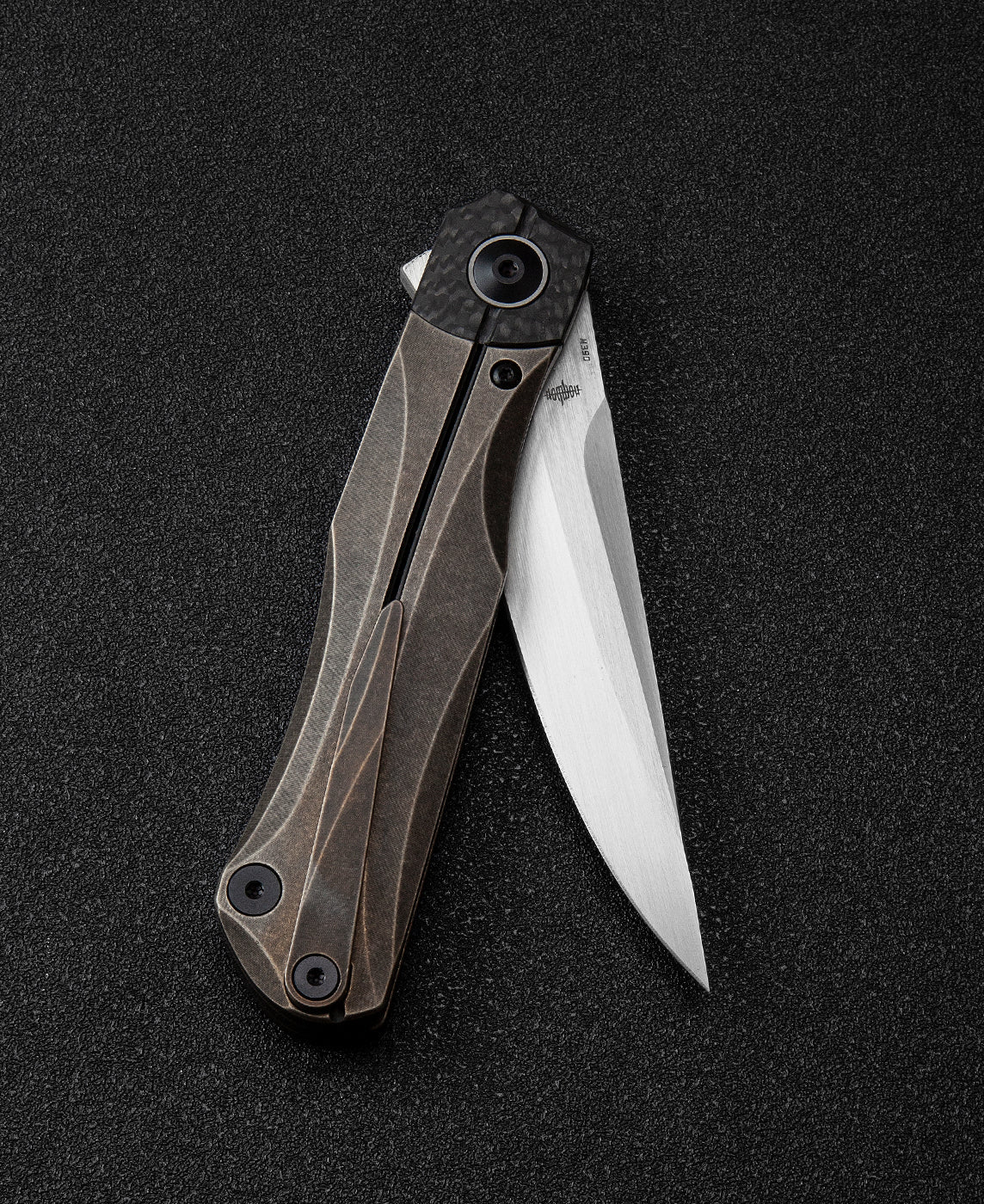 Bestech Thyra BT2106B M390 Blade Titanium+Carbon Fiber Inlay Handle Frame Lock Folding Knife