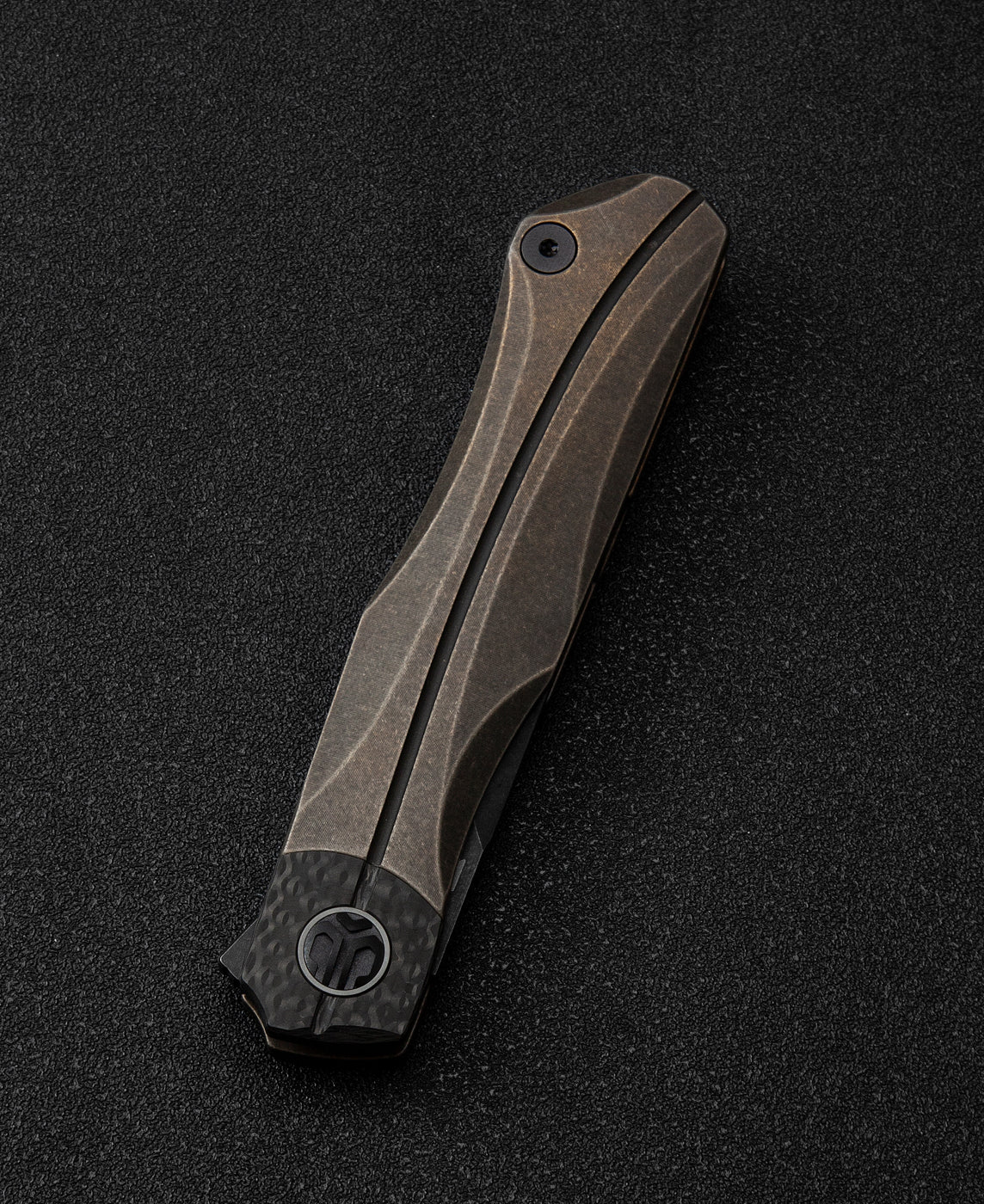 Bestech Thyra BT2106C M390 Blade Titanium+Carbon Fiber Inlay Handle Frame Lock Folding Knife