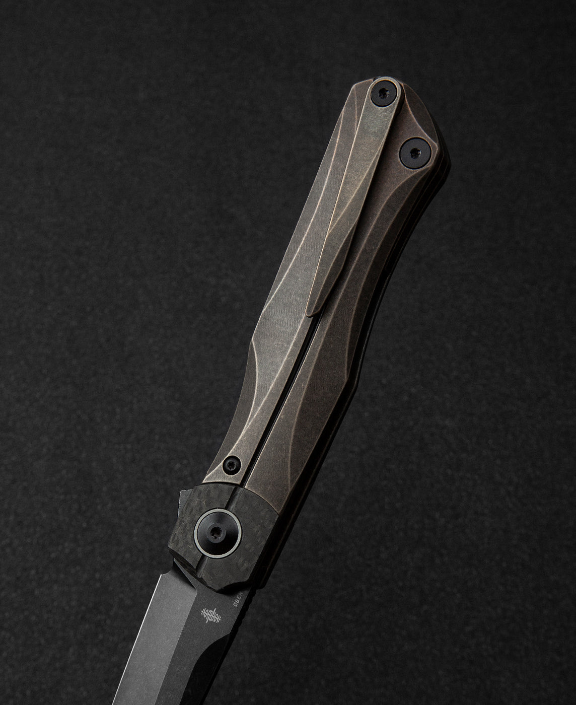 Bestech Thyra BT2106C M390 Blade Titanium+Carbon Fiber Inlay Handle Frame Lock Folding Knife