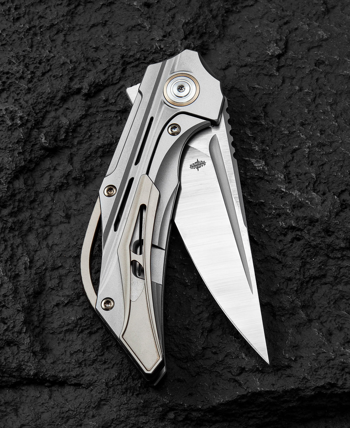 Bestech Vigil T2201A M390 Blade Titanium Handle Frame Lock Folding Knife