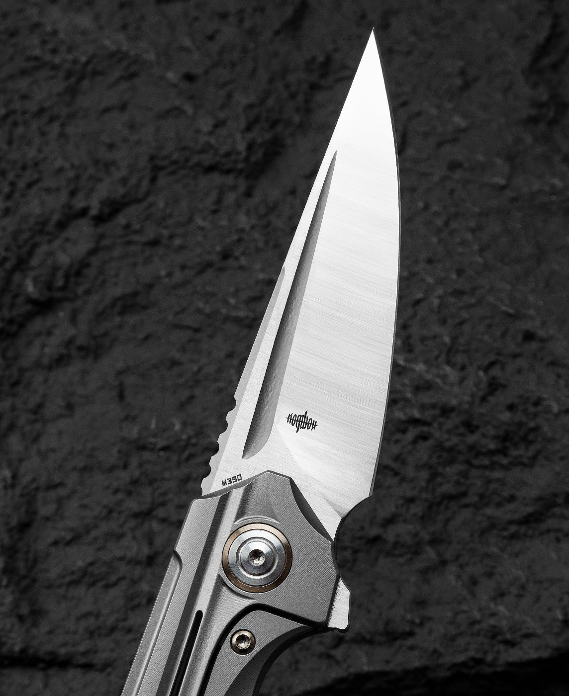 Bestech Vigil T2201A M390 Blade Titanium Handle Frame Lock Folding Knife