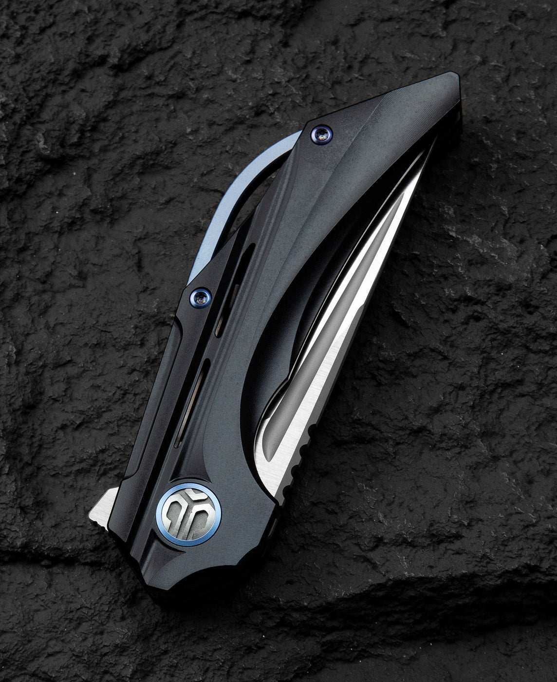 Bestech Vigil BT2201C M390 Blade Titanium Handle Frame Lock Folding Knife