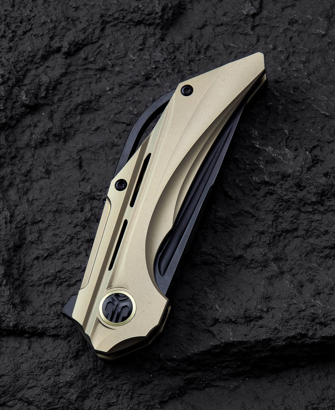 Bestech Vigil BT2201E M390 Blade Titanium Handle Frame Lock Folding Knife