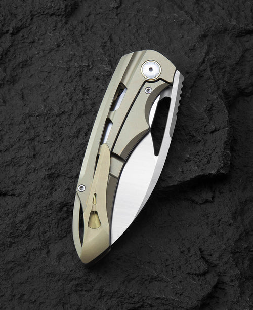 Bestech Fairchild BT2202D CPM-S35VN Blade Titanium Handle Frame Lock Folding Knife