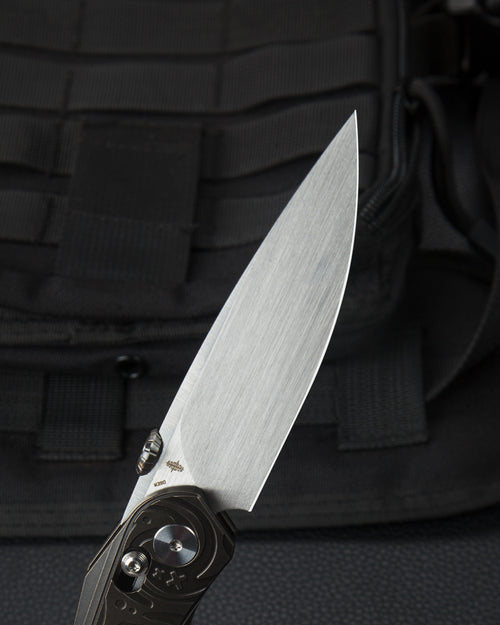 Bestech Mothus BT2206F M390 Blade Titanium Handle Crossbar Lock Folding Knife