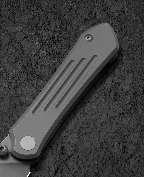 Bestech Icarus BT2302D M390 Blade Titanium Handle Frame Lock Folding Knife
