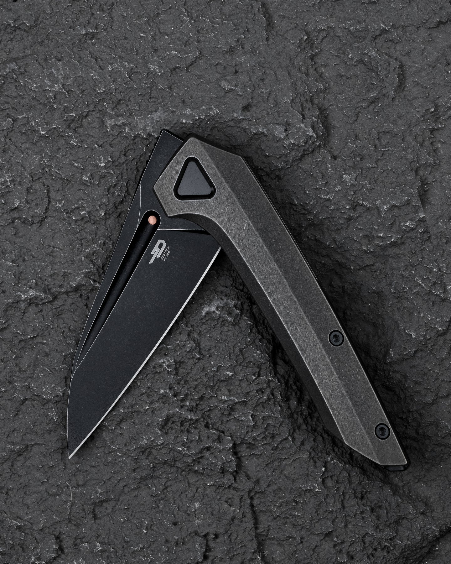 Bestech VK-NAVI BT2404A MagnaCut Blade Titanium Handle Frame Lock Folding Knife