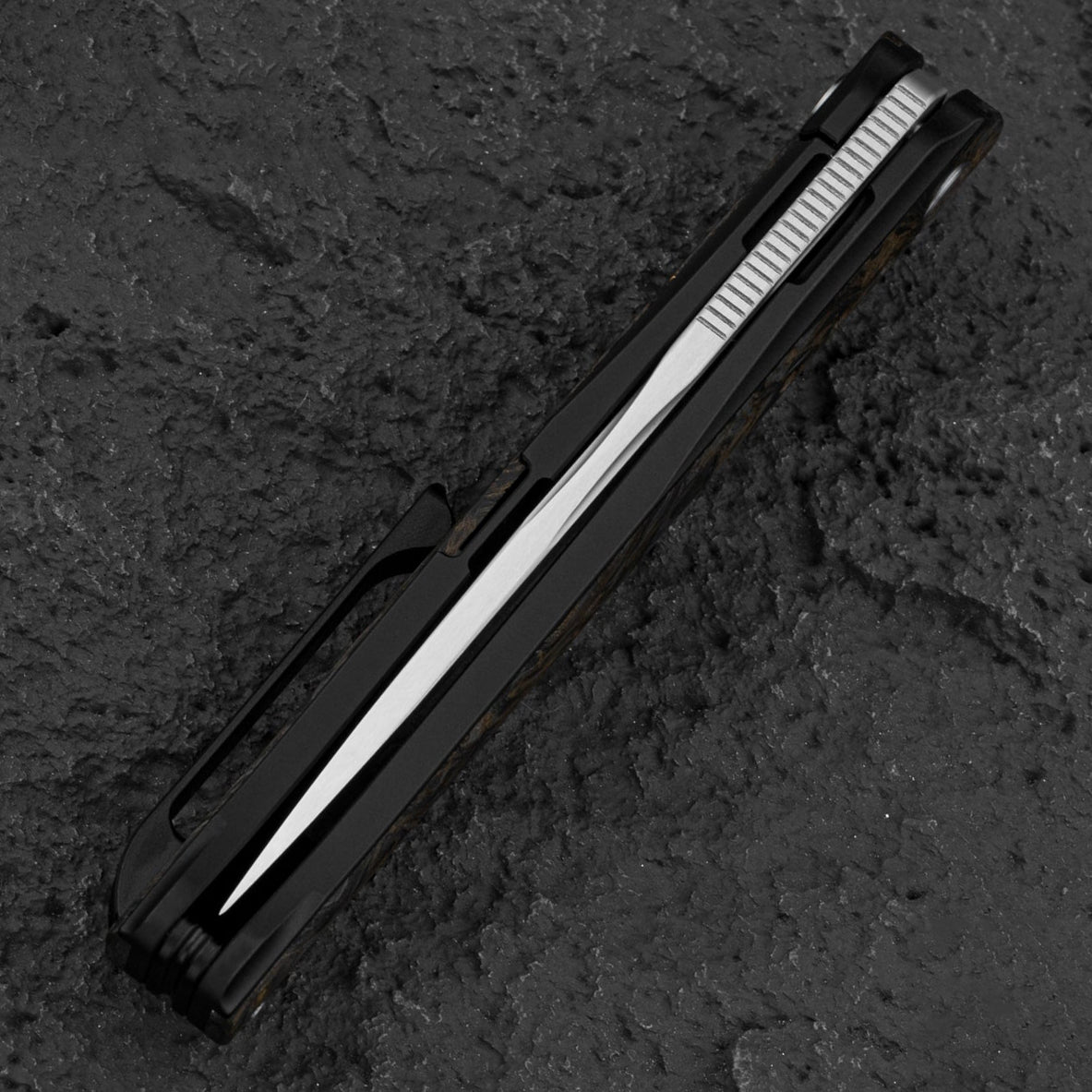 Bestech Knives Spear Phisher BT2405D M390 Blade Titanium+Marble Carbon Fiber Handle Edc Folding Knife