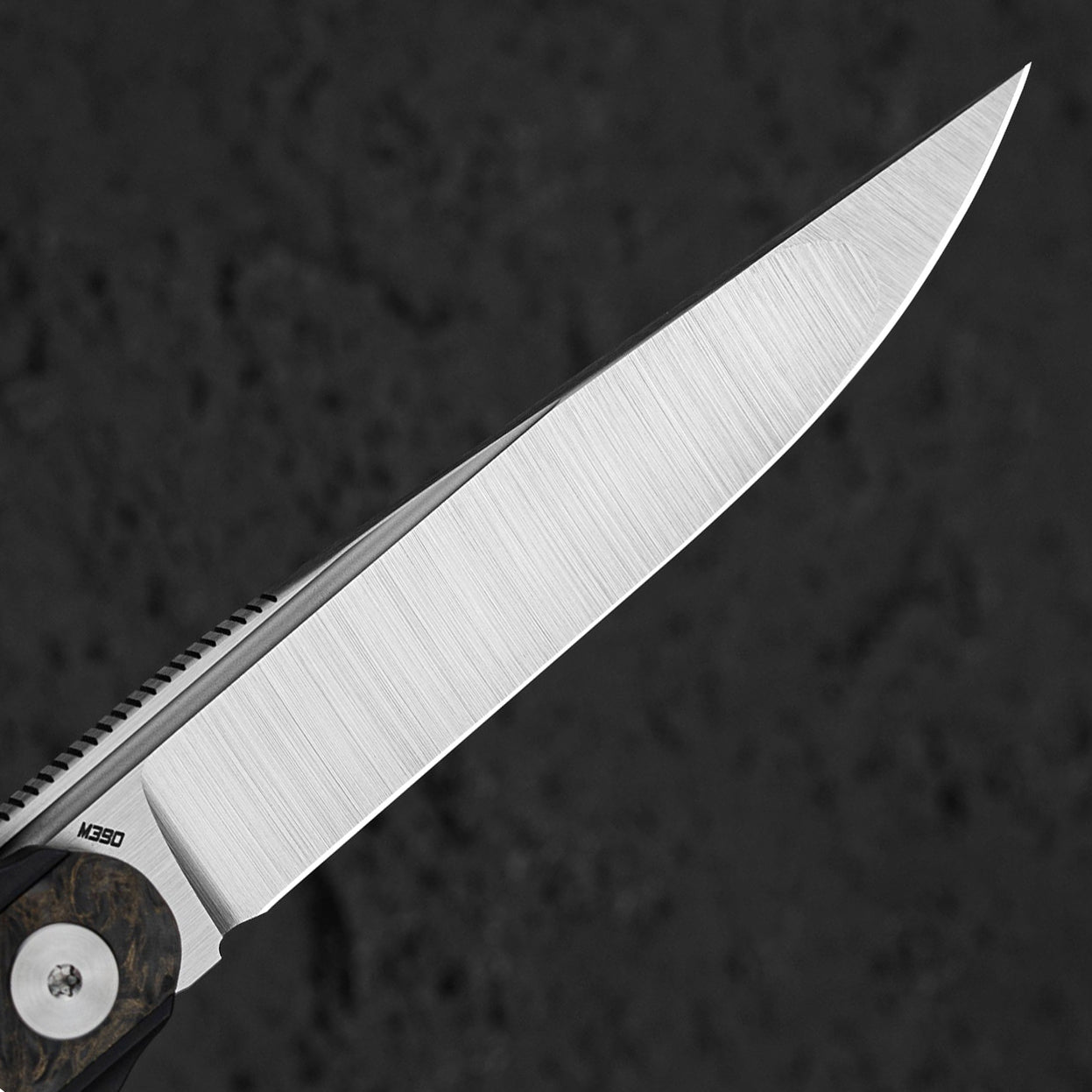 Bestech Knives Spear Phisher BT2405D M390 Blade Titanium+Marble Carbon Fiber Handle Edc Folding Knife