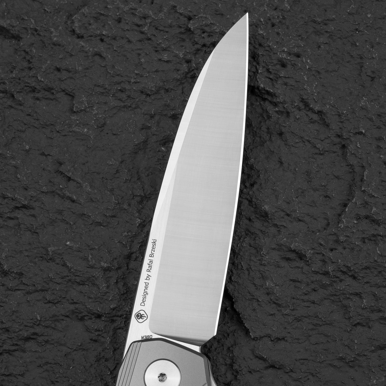 Bestech Knives 9 BT2408A M390 Blade Titanium Handle Edc Folding Knife