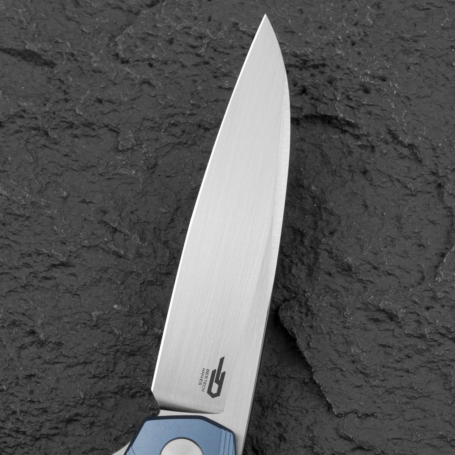 Bestech Knives 9 BT2408C Satin M390 Blade Blue Titanium Handle Edc Folding Knife